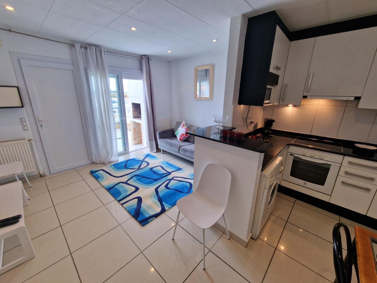 Villa Promenade Terrace Емпуриабрава Екстериор снимка
